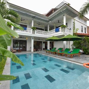 An Bang Beach Villa